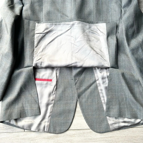 Axcess by Liz Claiborne Pure Wool Plaid Blazer - Picture 12 of 15